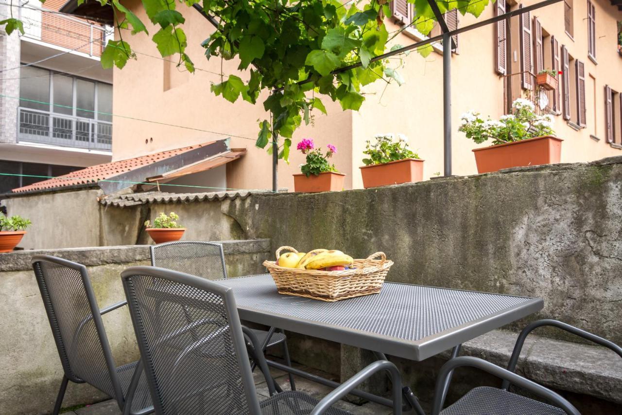 Vecchio Borgo Vila Torno Exterior foto