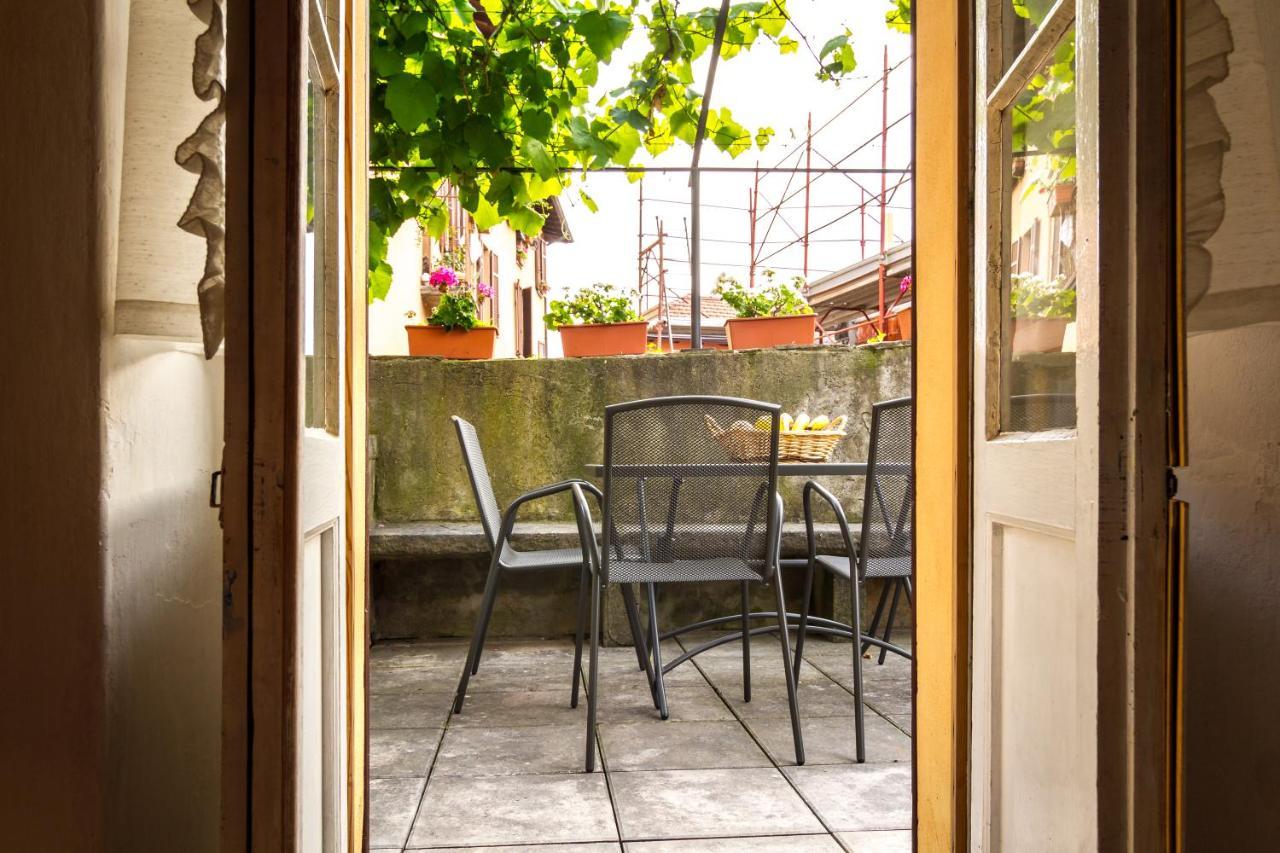 Vecchio Borgo Vila Torno Exterior foto